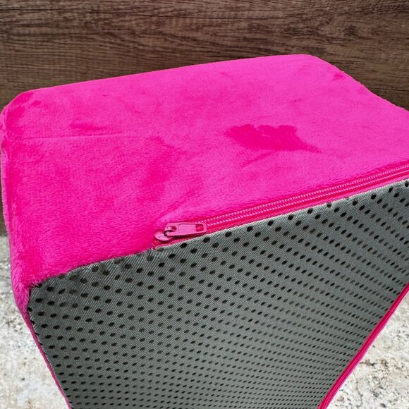 New Curves Aesthetics BBL Pillow Booty Recovery Cushion Post Surgery Seat Pink - Picture 8 of 8